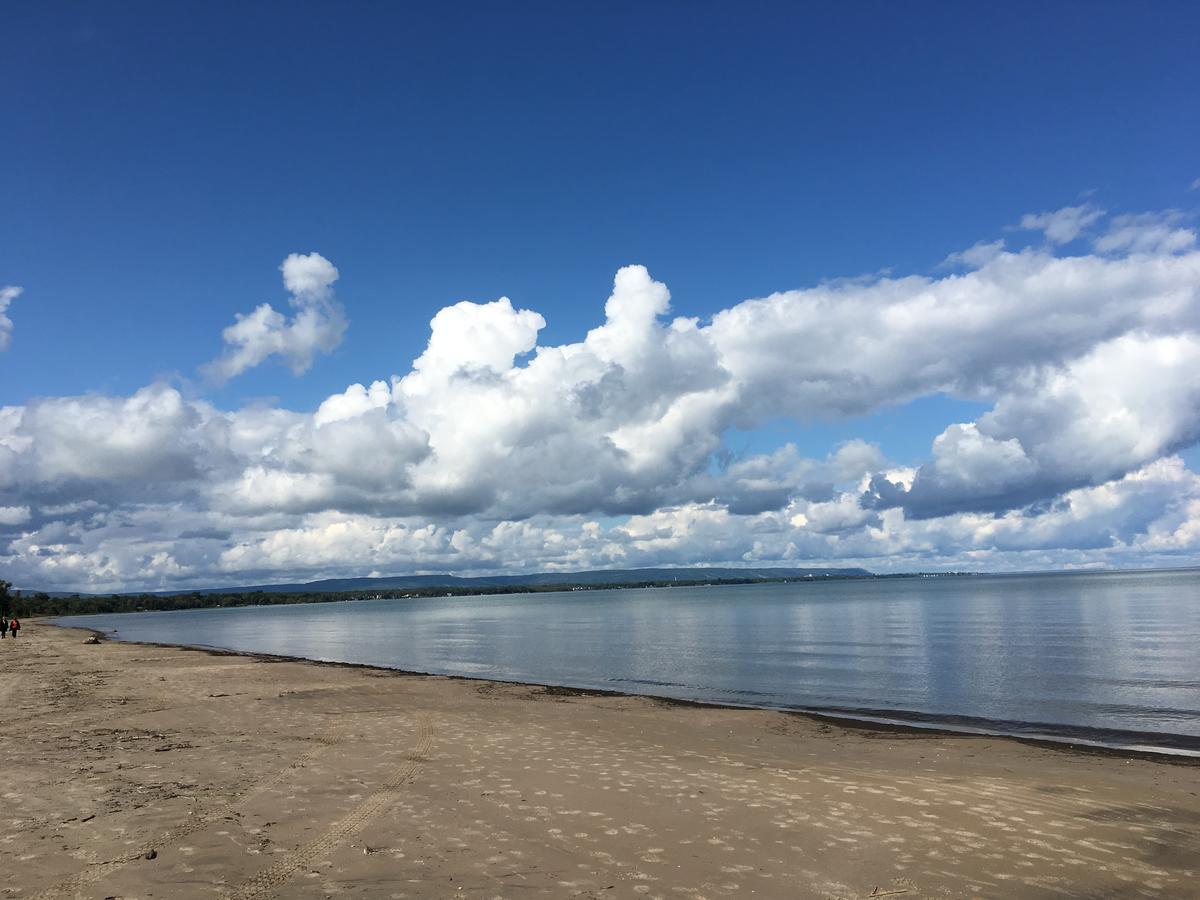 Wasaga Motel Inn Wasaga Beach Buitenkant foto